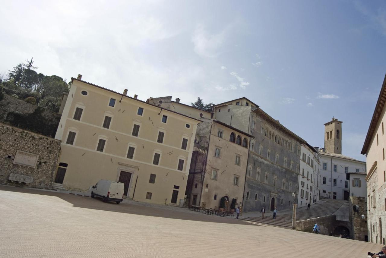 Palazzo Lauri Spoleto Διαμέρισμα Εξωτερικό φωτογραφία
